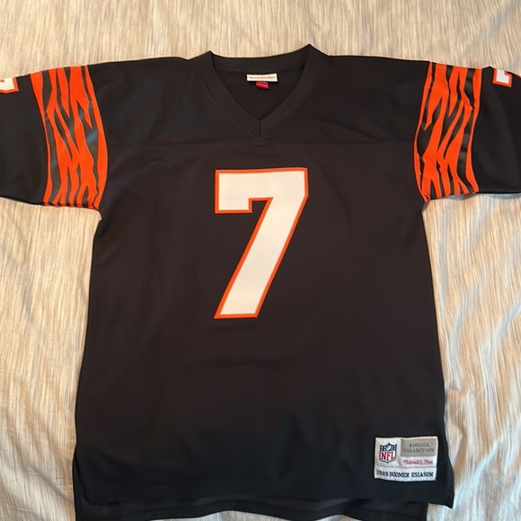 Legacy Mitchell and Ness Cincinnati Bengals Boomer Esiason Replica Jersey 1989 - Picture 2 of 6